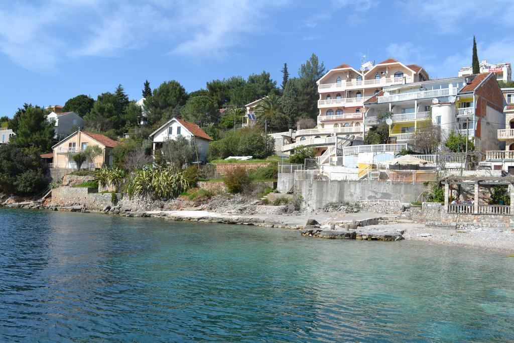 Suntime Villa 7 Tivat Exteriör bild