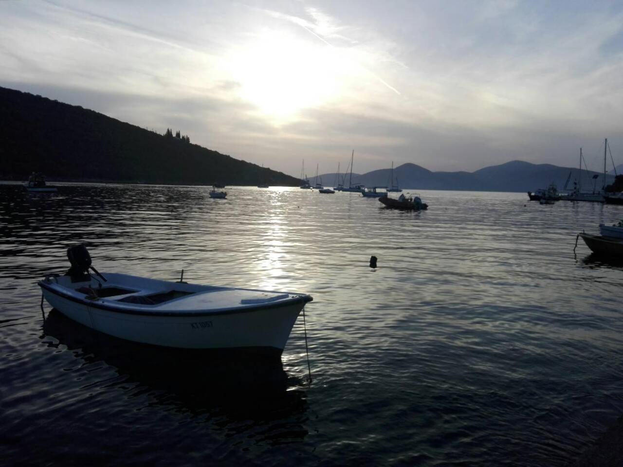 Suntime Villa 7 Tivat Exteriör bild