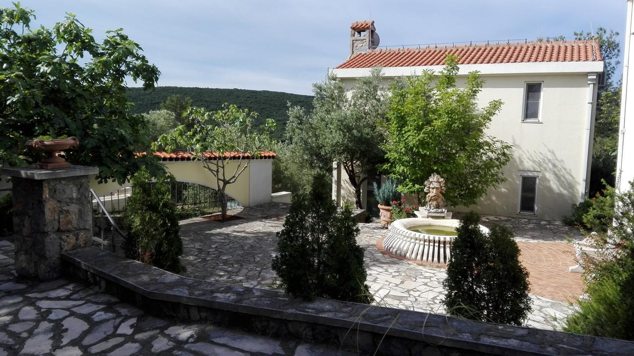 Suntime Villa 7 Tivat Exteriör bild